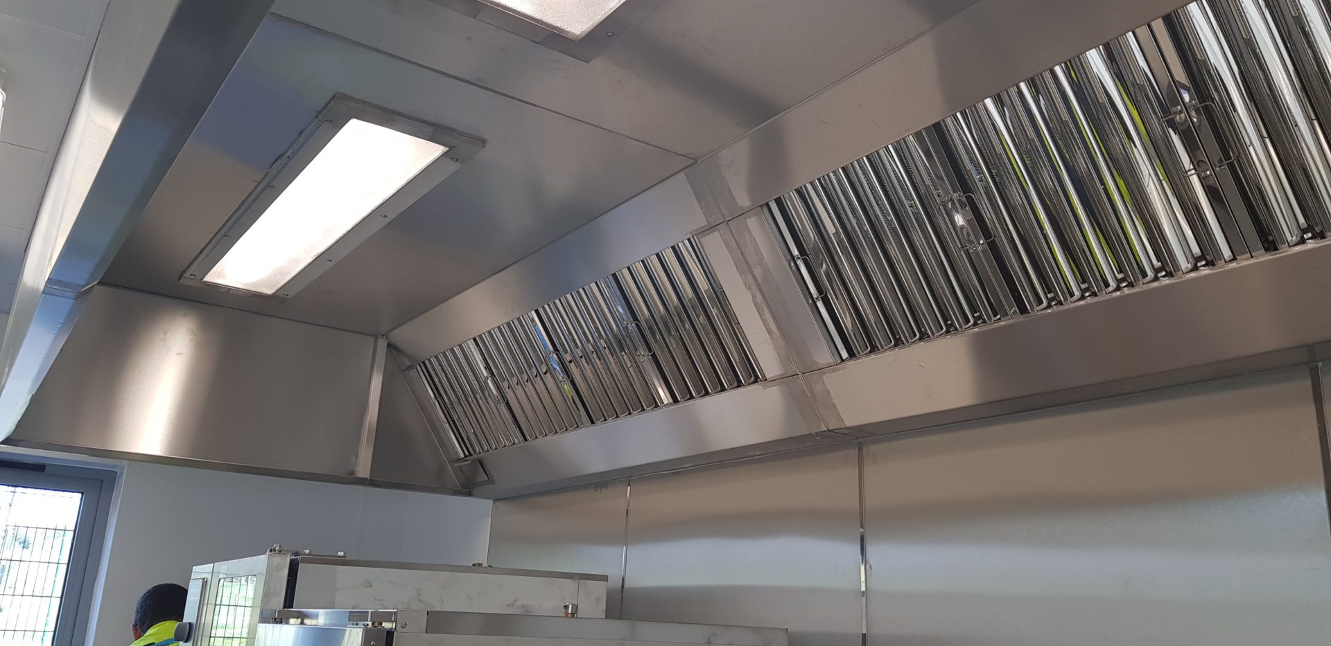 Commercial kitchen ventilation systems Industrial extractor hoods 0151